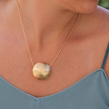 Gold Jewelry for Women,Gold Pendant Necklace,Round Pendant Necklace,Womens Jewelry,Fashion Jewelry for Women,Gold Necklace,Women Necklace